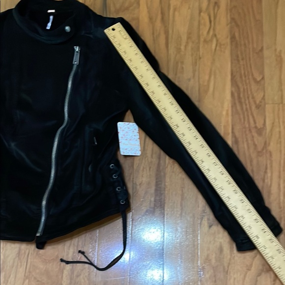 Free People NWT Black Women's Size Medium Jacket with Lace-Up Details - Picture 8 of 16